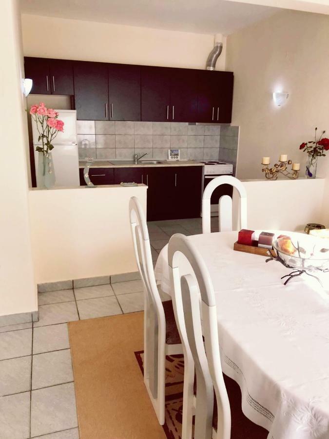Anastasia'S Home Néa Péramos Exteriör bild